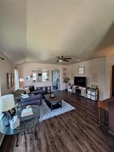 Building Photo - 1809 Prairie View Dr