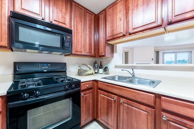 Building Photo - LA Colorado Terrace - A Senior 55+ Community