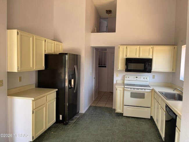 Building Photo - 4685 W Lessing Ln