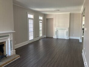 Building Photo - 707 Bellefonte St