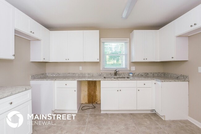 Foto del edificio - 418 Smyrna Powder Springs Rd SW