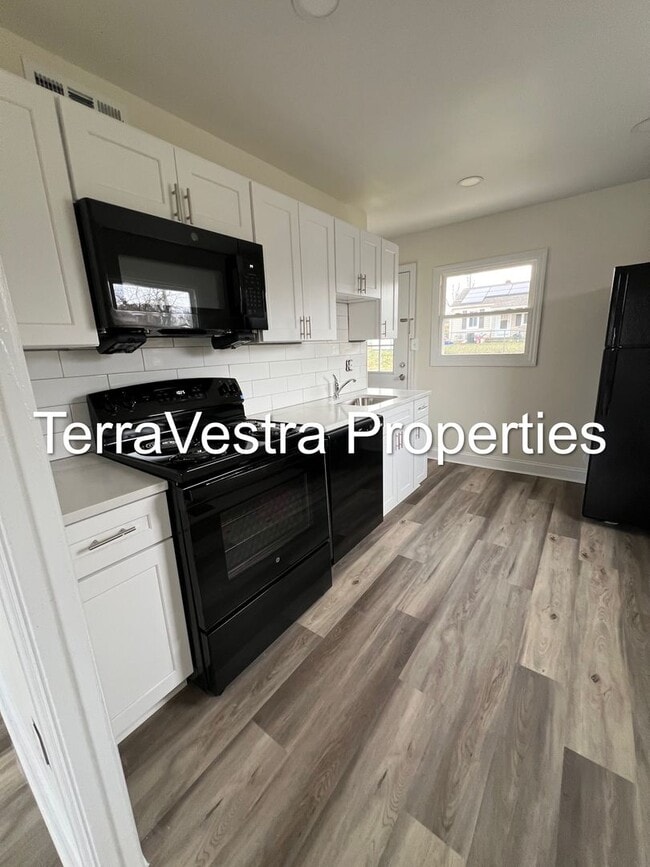 Foto del edificio - 3 Bed Single Family in Upper Deerfield!