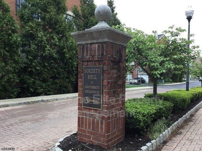 Foto del edificio - 216 Matthews Drive