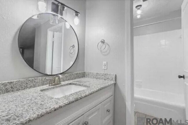 Foto del edificio - 3101 Highland Rd