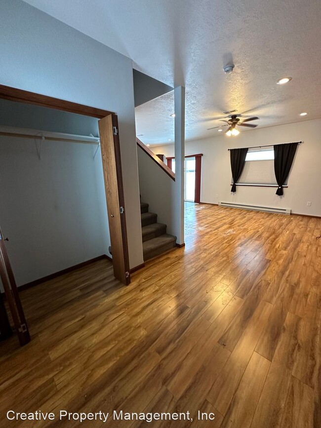 Foto del edificio - 3 br, 2.5 bath House - 1524 35th Ave SE