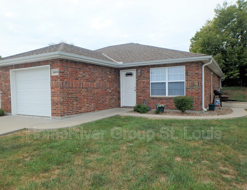 1104 Kimmy Ln Unit B, Warrensburg, MO 64093 Condo for Rent in