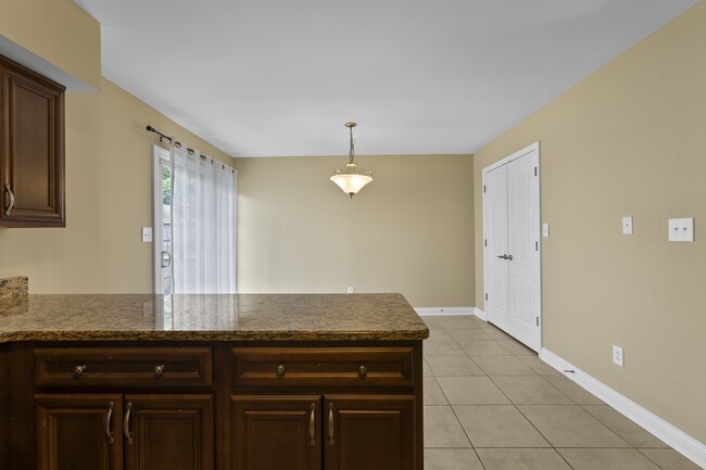 Foto del edificio - 149 Regency Point Path