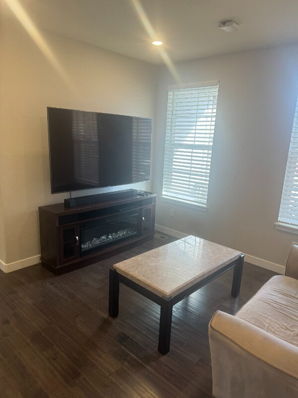 Foto del edificio - 7040 Hyland Hills St