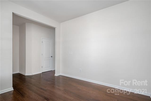 Building Photo - 18452 W Catawba Ave