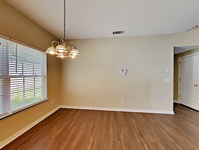 Building Photo - 61 Kendall Park Drive