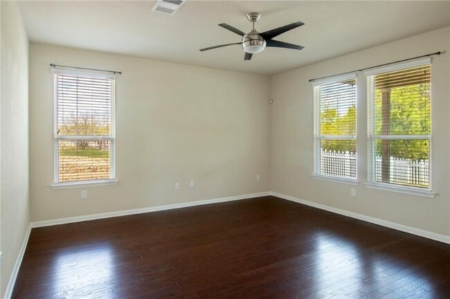 Foto del edificio - 1816 Mathers Mill Trail