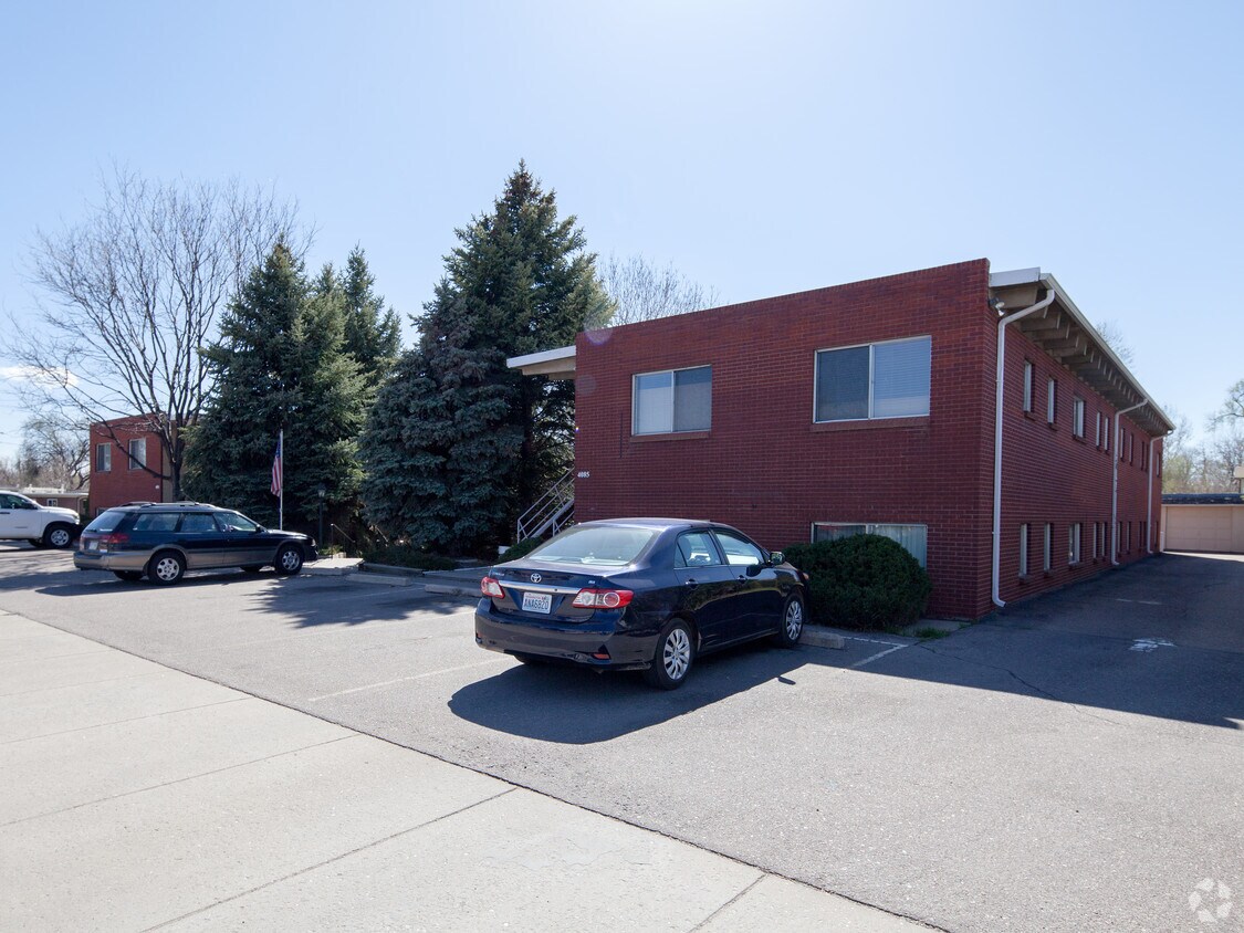 Primary Photo - 4085 Harlan St