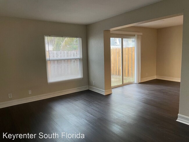 Building Photo - 2 br, 1.5 bath House - 511 SW 1st Ct