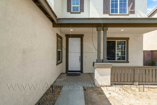 Foto del edificio - Captivating 3 bed/2.5 Bath Home In Beautif...
