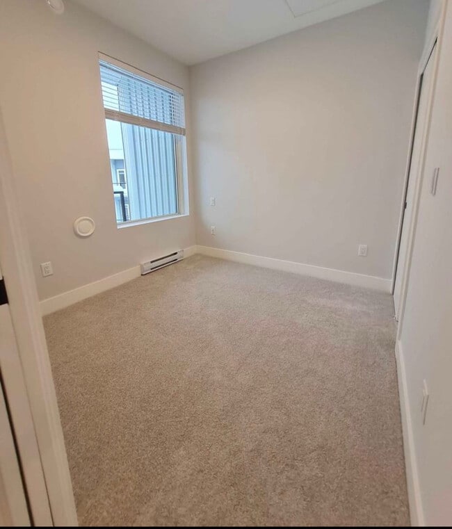 Building Photo - 20360 Logan Av