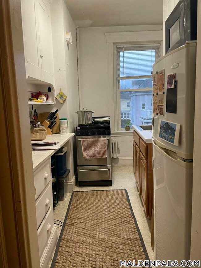 Foto del edificio - 170 Maple St