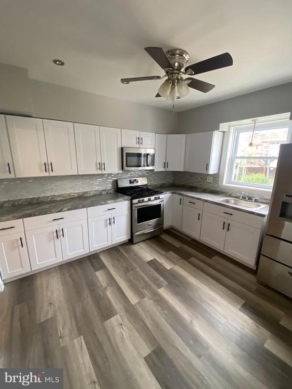 Building Photo - 5605 Lebanon Ave