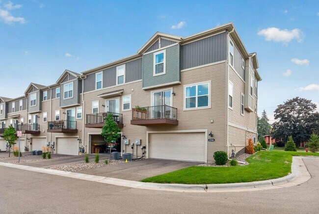 Building Photo - 1546 Timberwood Ln