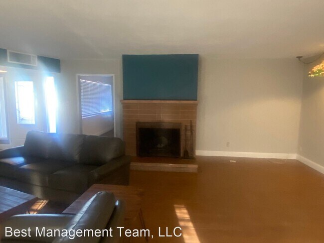 Foto del edificio - 3 br, 2 bath House - 1516 Houssels Avenue