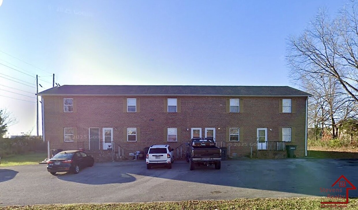 Foto principal - 540 W Stevens St