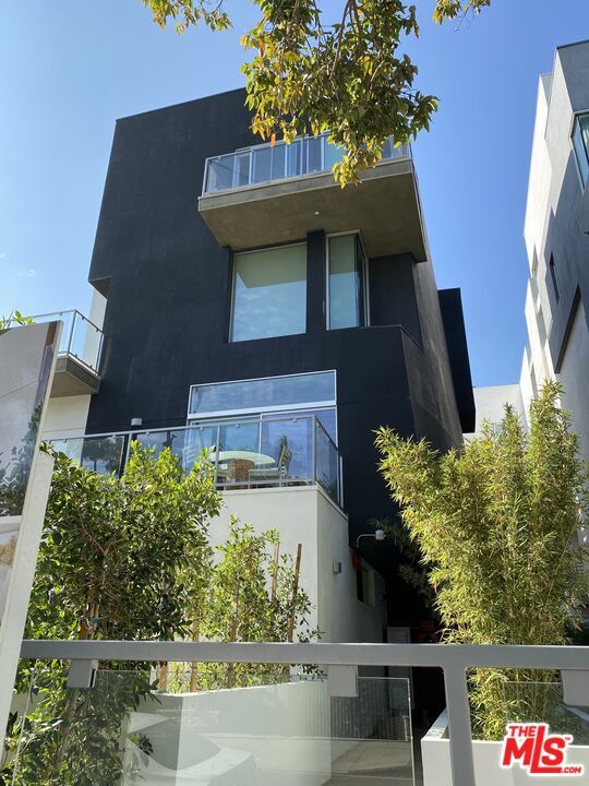 Foto principal - 507 N Orlando Ave