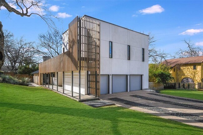Foto del edificio - 3404 Rivercrest Dr