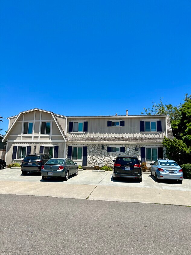 Foto principal - 4245 34th St