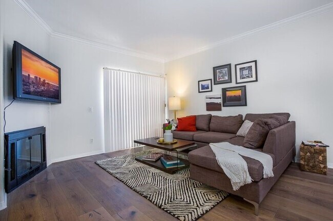 Foto del edificio - 108 N Orlando Ave