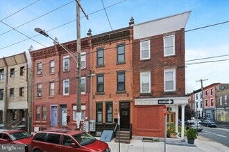 Building Photo - 1438 Tasker St