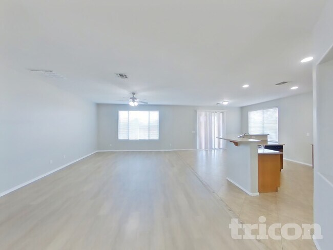 Foto del edificio - 6624 S 45th Glen