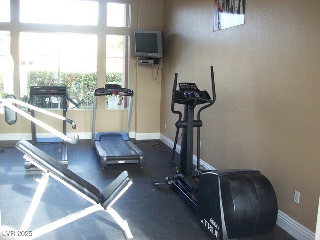 Foto del edificio - 3820 Juno Beach St