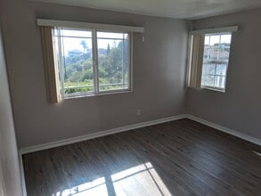 Building Photo - 1749 Avocado Rd