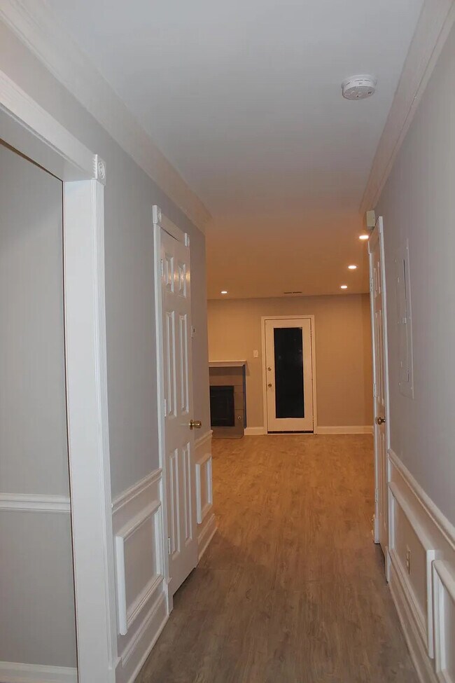 Foto del edificio - Room in Townhome on Oaks Pkwy SE