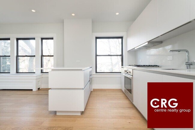 Building Photo - 123-125 Highland Ave. Unit 23GF