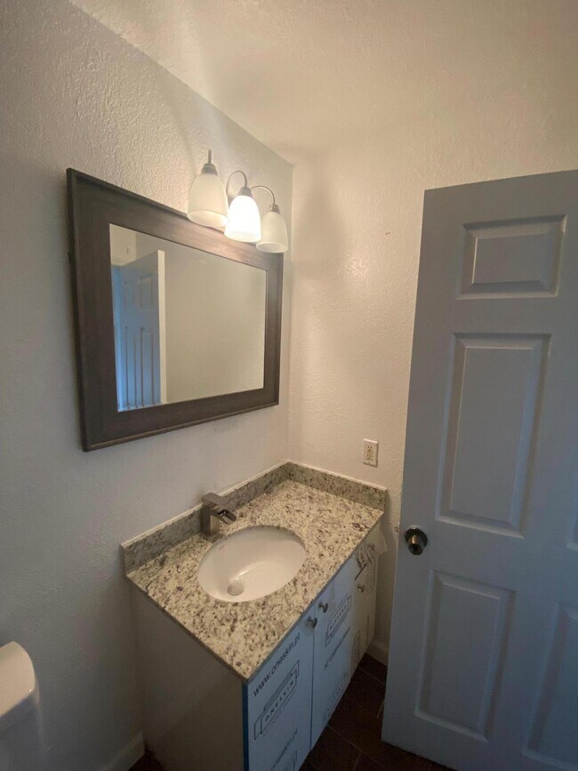 Foto del edificio - 323 NW 97th St