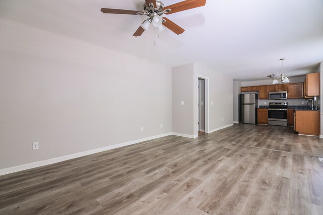 Building Photo - 6532 Austin Creek Dr