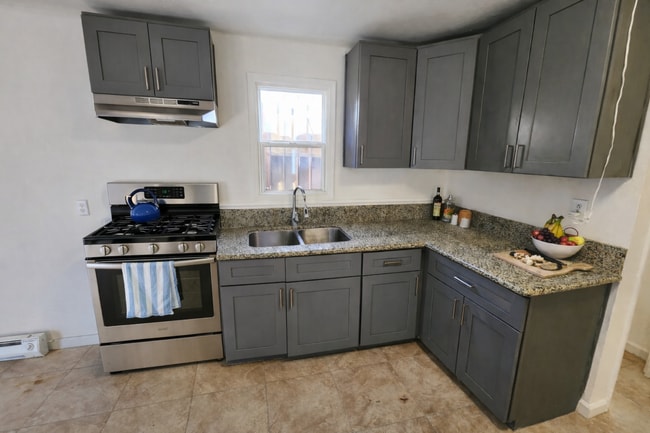 Virtual Staging - 2118 Elmyra Ave