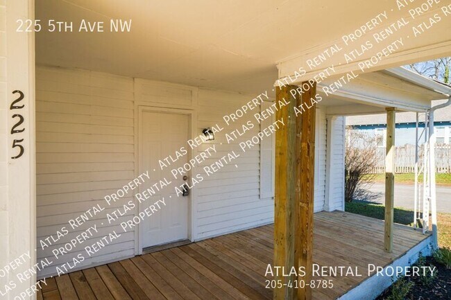 Building Photo - 225 5th Ave NW