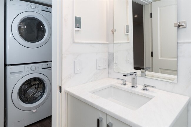 Foto del edificio - 1 School St