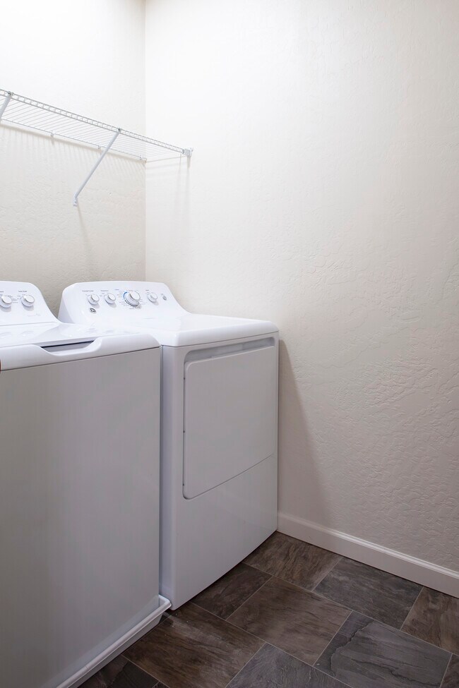 Residence at Whispering Hills Apartments in Pullman, WA