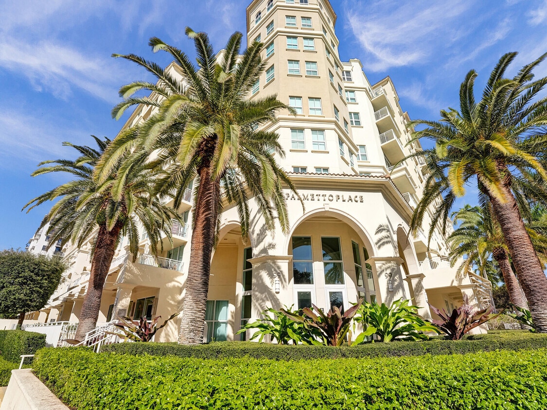 Foto principal - 99 SE Mizner Blvd