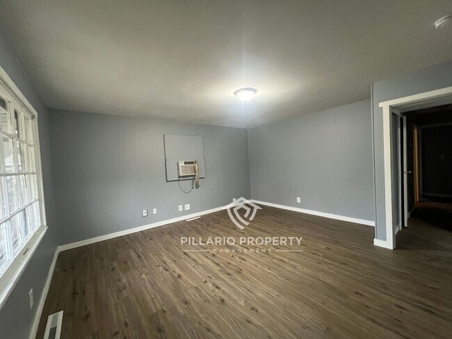 Foto del edificio - 805-805-805-802 S Worth Ave