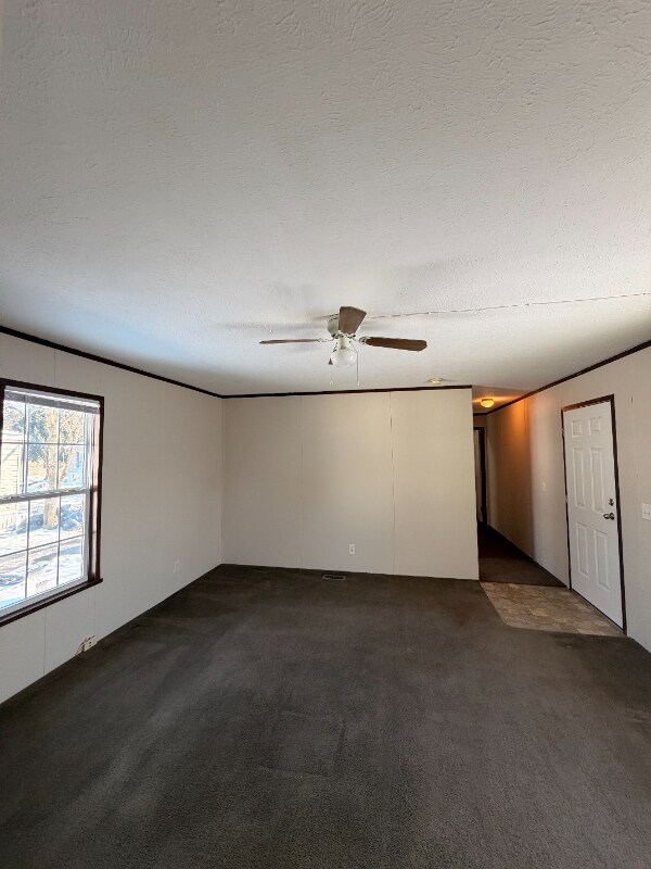 Foto del edificio - 84 Dunlap Cir