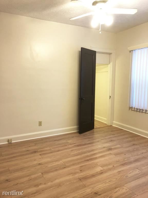 Foto del edificio - 2185 Wascana Ave