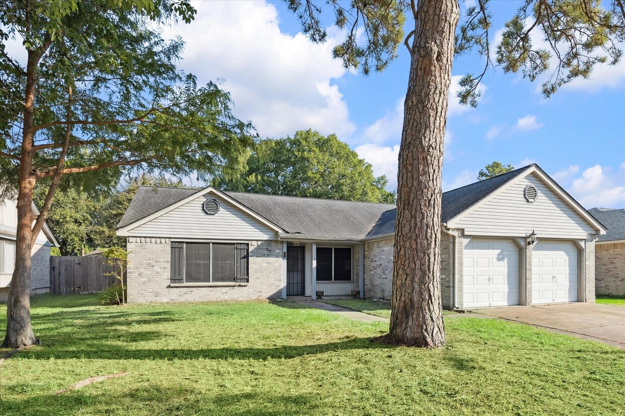 Foto principal - 19822 Winding Branch Dr