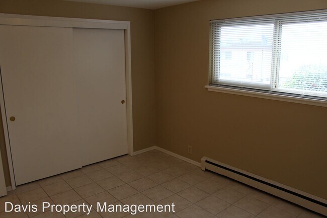 Foto del edificio - 10525 24th Ave NE