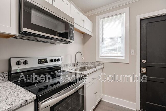 Building Photo - 1216 Gregg St