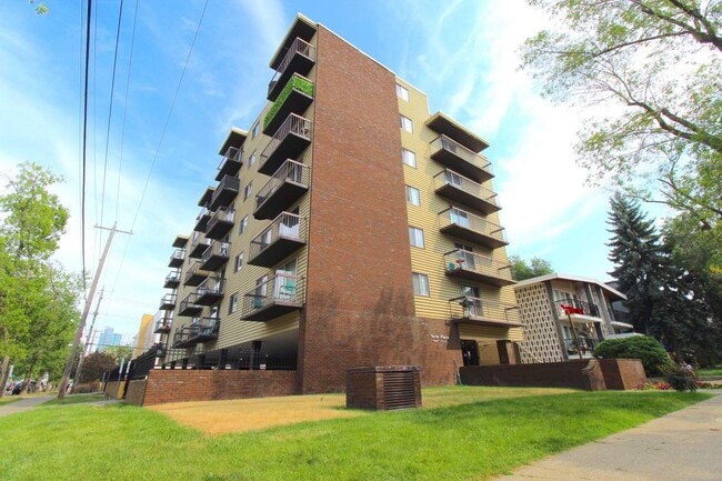 Building Photo - Oliver Place 1 Apartments