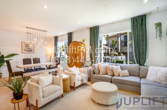 Building Photo - Spacious 5-Bedroom Home with Pool & Spa in San Elijo Hills ** MOVE IN SPECIAL $400 OFF FIRST MONT...