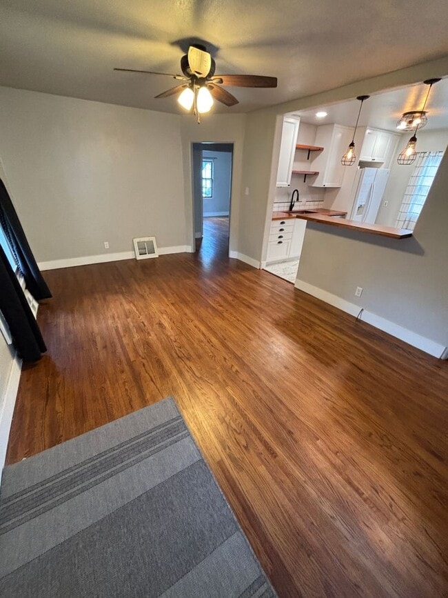 Foto del edificio - Beautiful 2 bedroom 1 bath